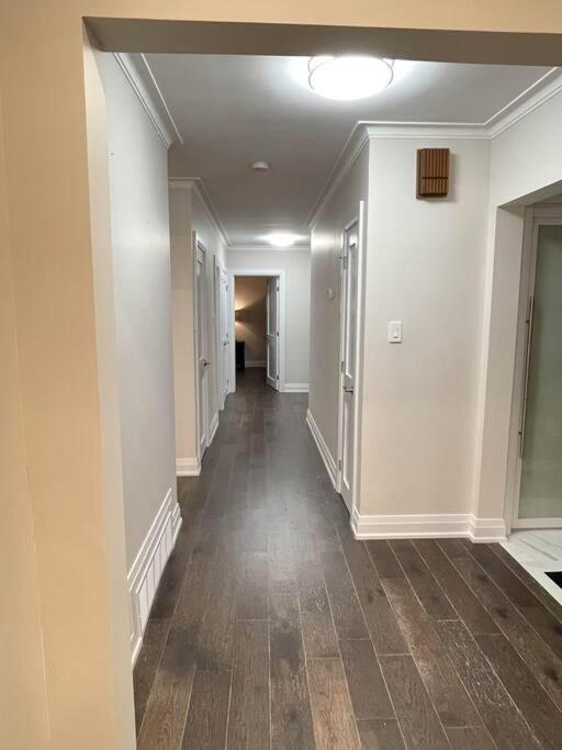 3-Bedroom Modern Luxury Apartment In The Heart Of City Toronto Eksteriør billede